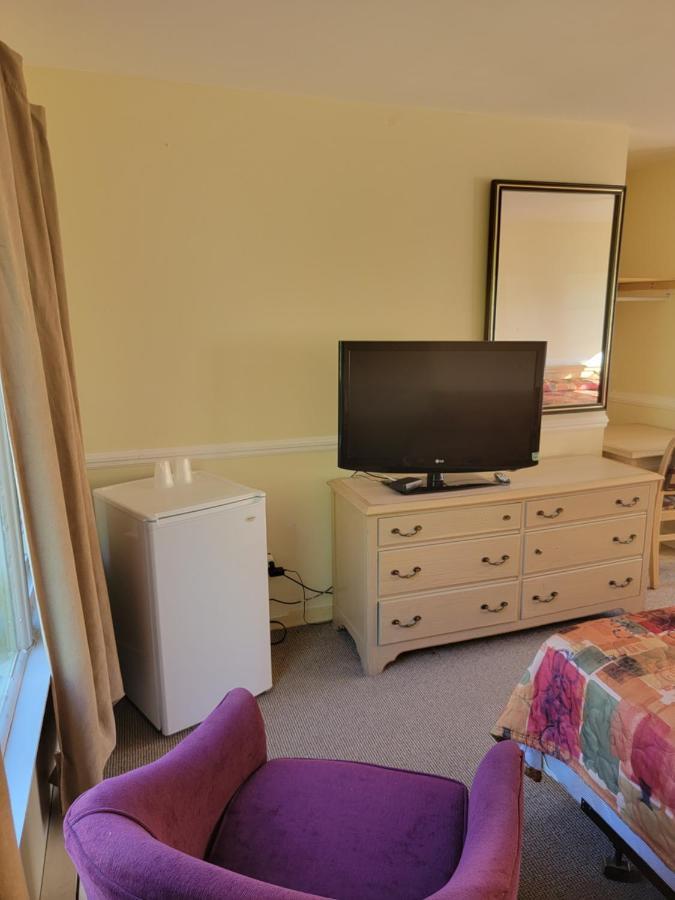 Gateway Motel Gananoque Extérieur photo
