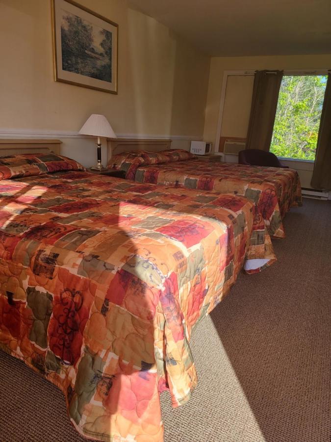 Gateway Motel Gananoque Extérieur photo