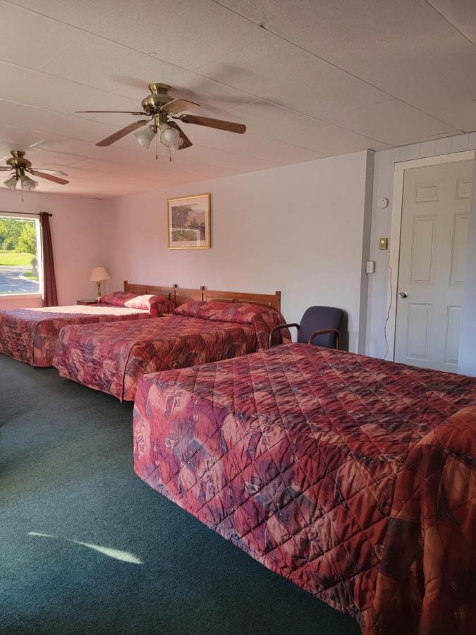 Gateway Motel Gananoque Extérieur photo
