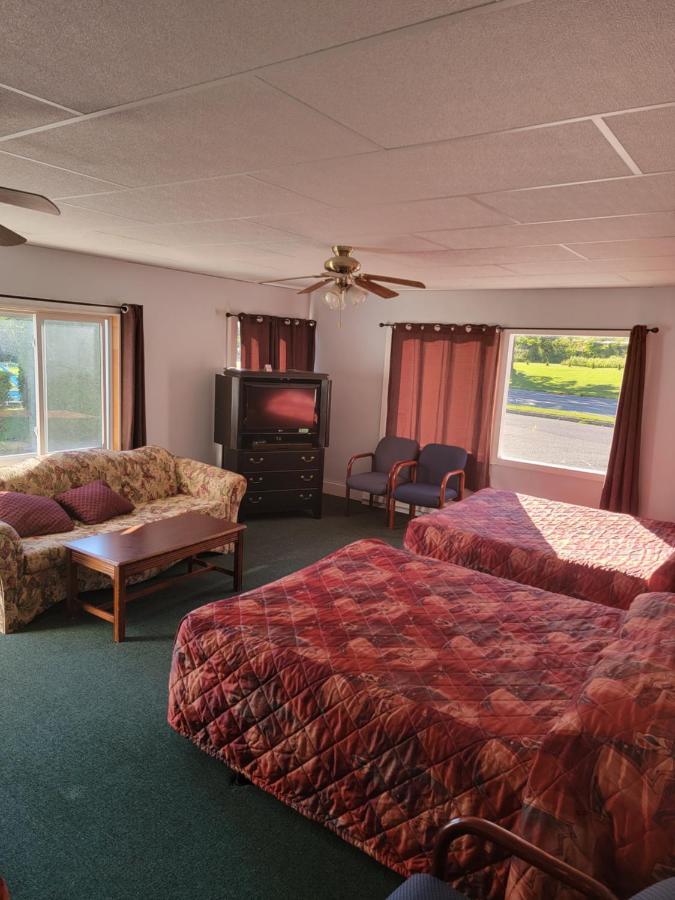 Gateway Motel Gananoque Extérieur photo